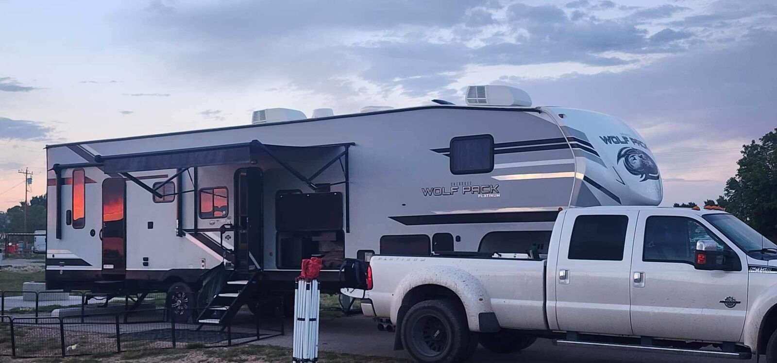 2021 Wolfpack 335pack13 14 Foot Garage Toyhauler