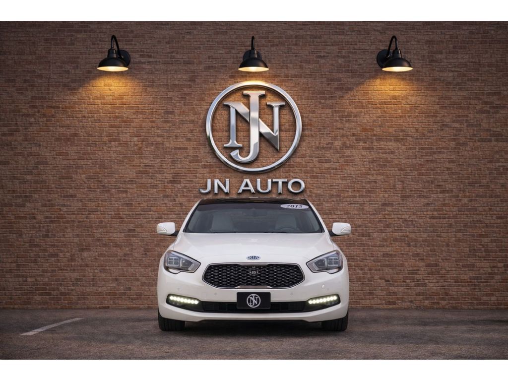 2015 Kia K900 Luxury