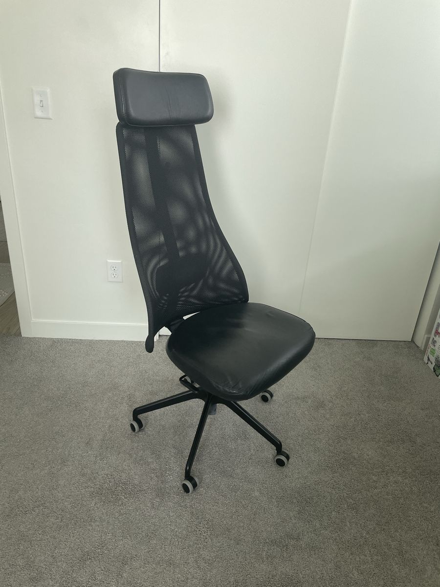 IKEA JÄRVFJÄLLET Black High-Back Mesh Office Chair with Headrest