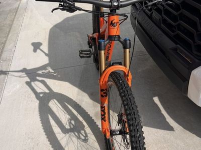 Pivot Firebird '29 Medium