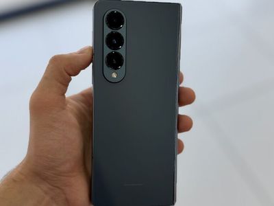 Samsung Galaxy Fold 4, 256 GB - Unlocked