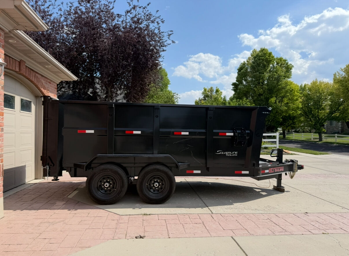 Dump Trailer for rent