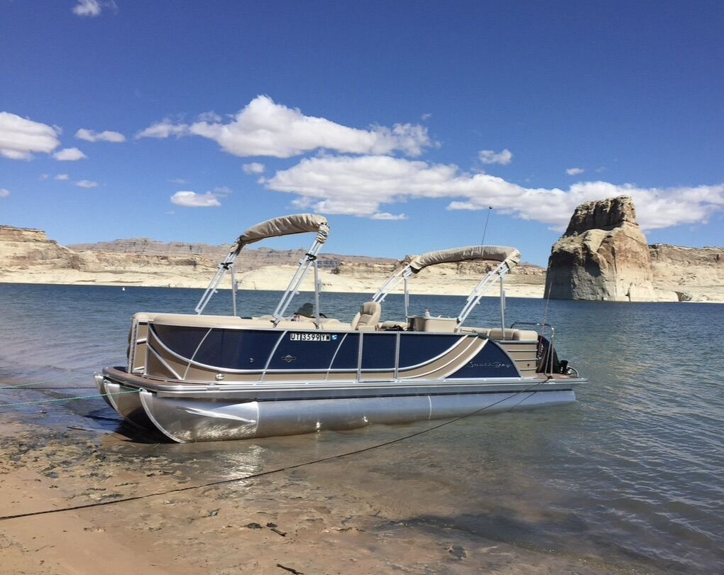 2016 South Bay 525 E Pontoon Boat – Mercury 150 HP – Trailer Included