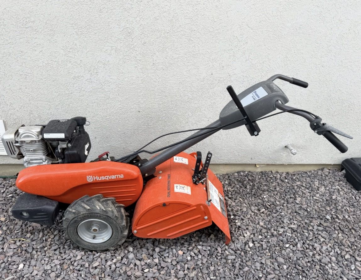 Husqvarna DRT900H Rear-Tine Tiller – Premium Honda Engine - 17”
