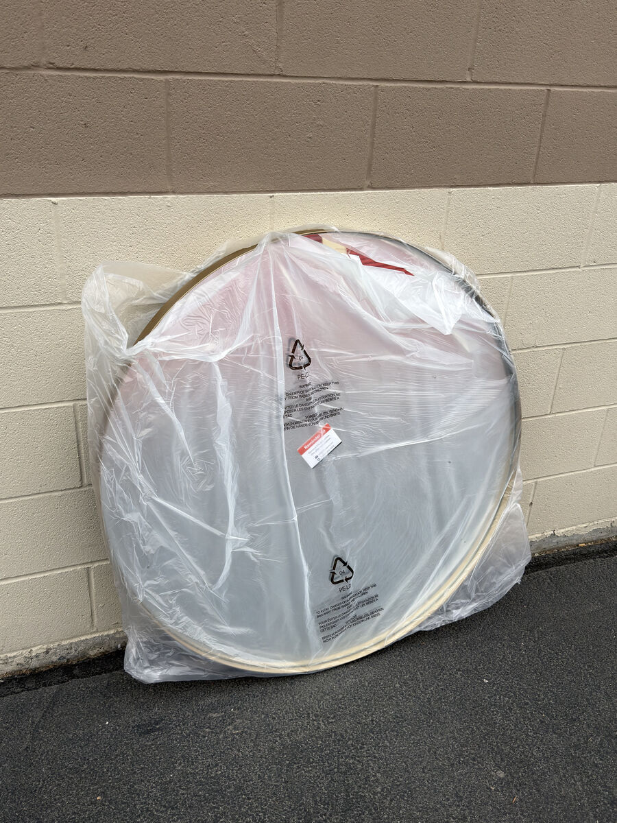 Round Gold Wall Mirror – Modern Farmhouse Style (30”)