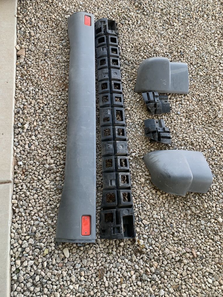 02-06 Mercedes Sprinter Bumper Cover & Corners