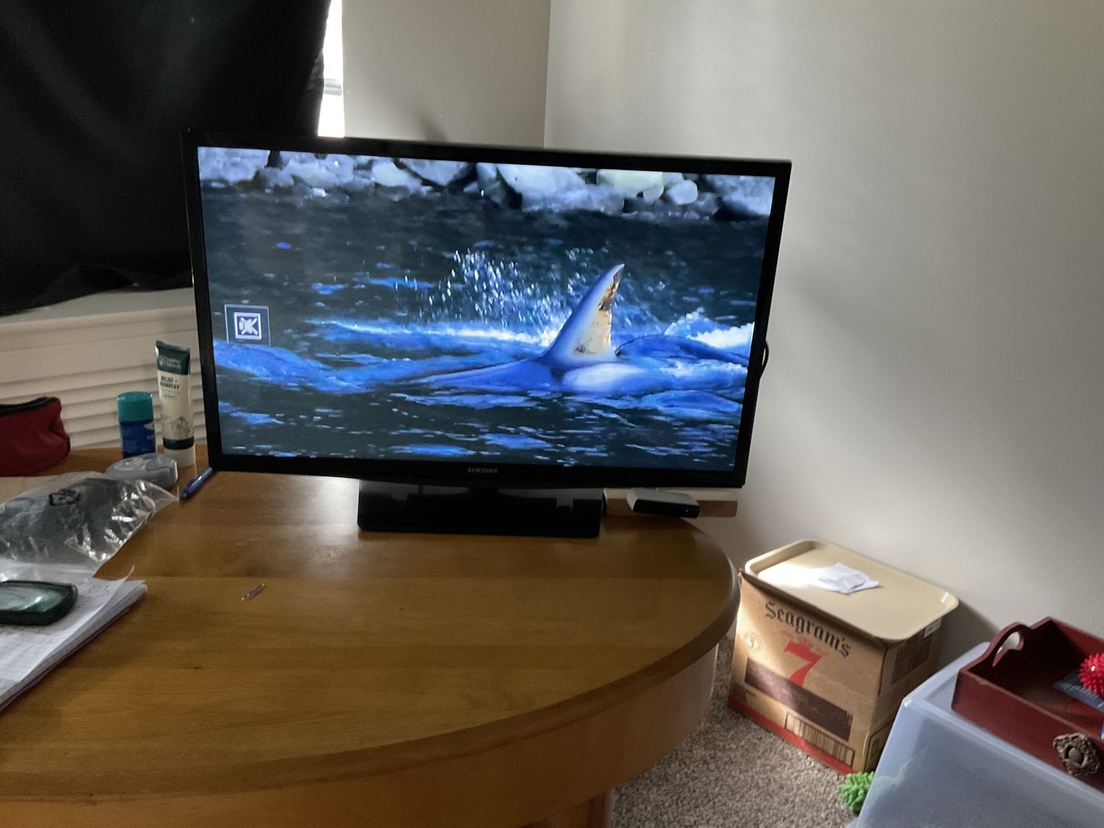 2015 fully functional dumb T.V.