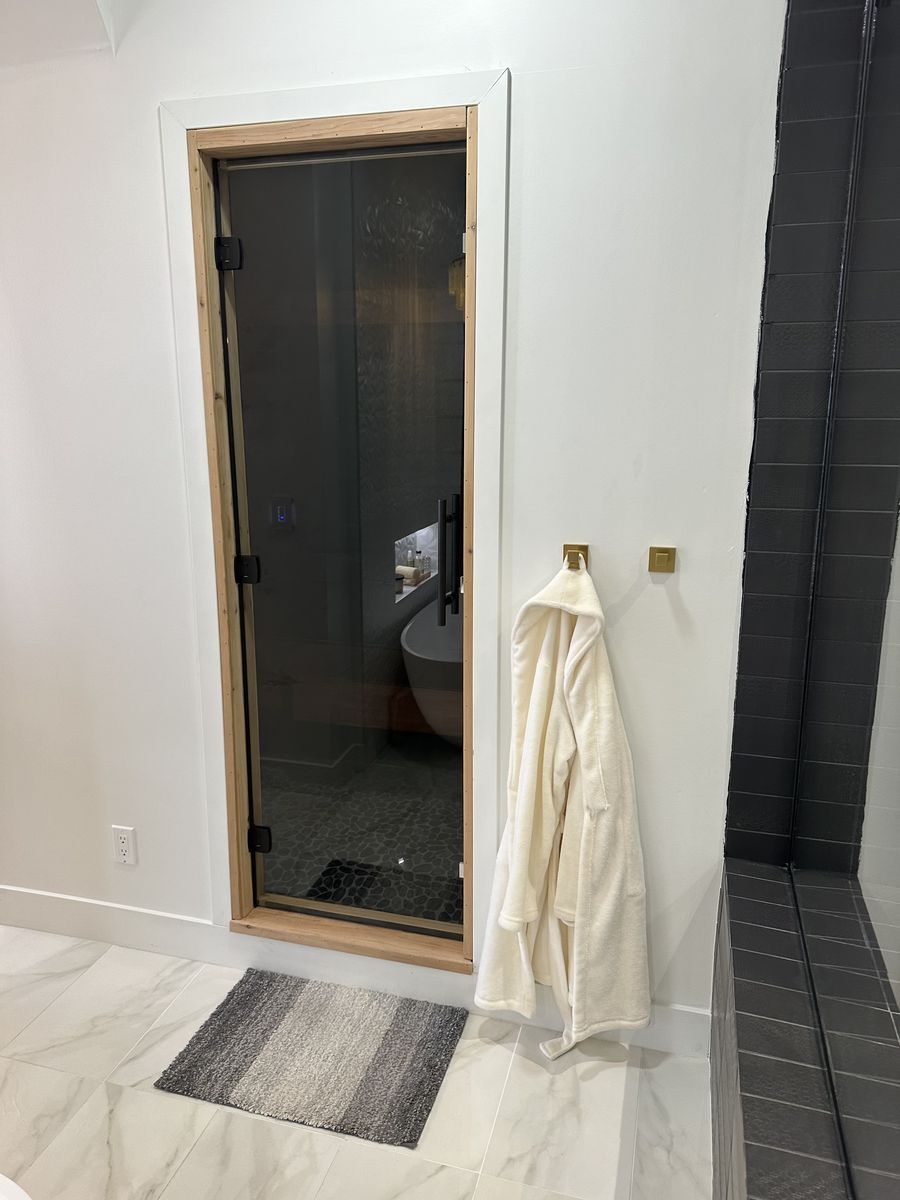 Main image 7