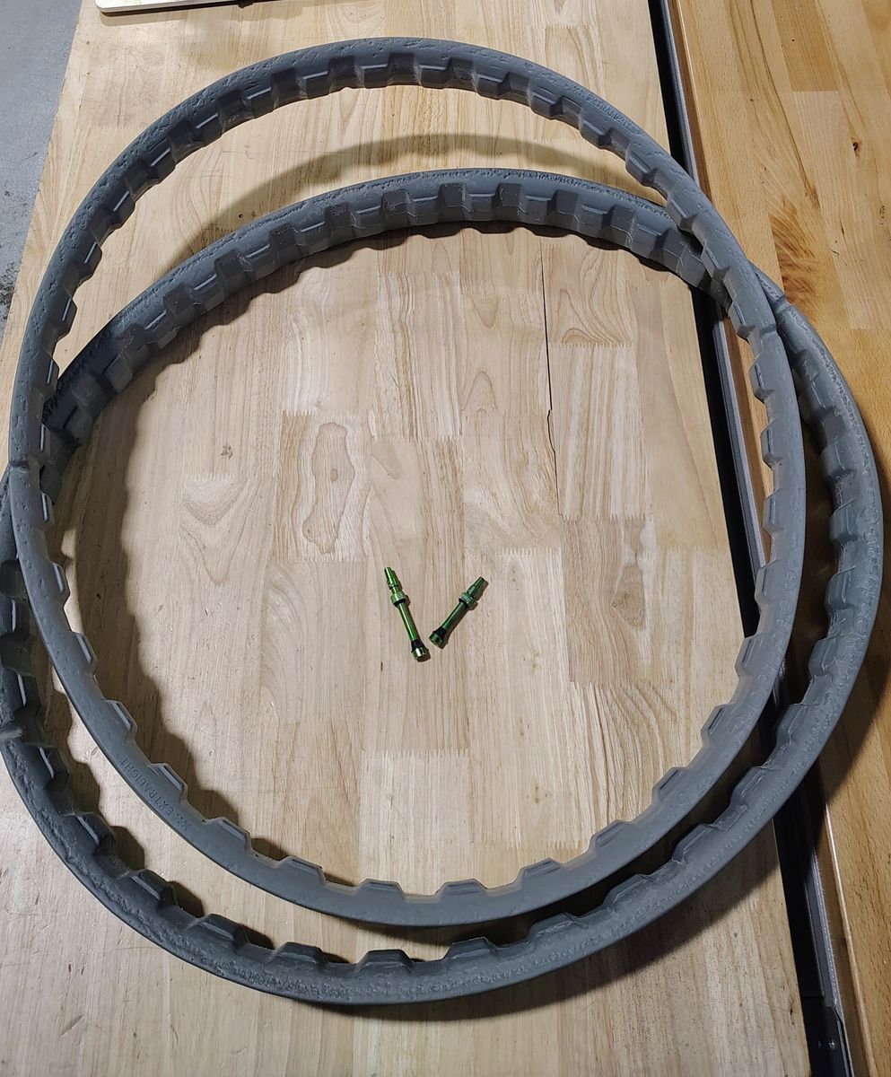 CushCore 27.5+ Tire Inserts with Valves - Pair of Used Mountain Bike Tire Protection