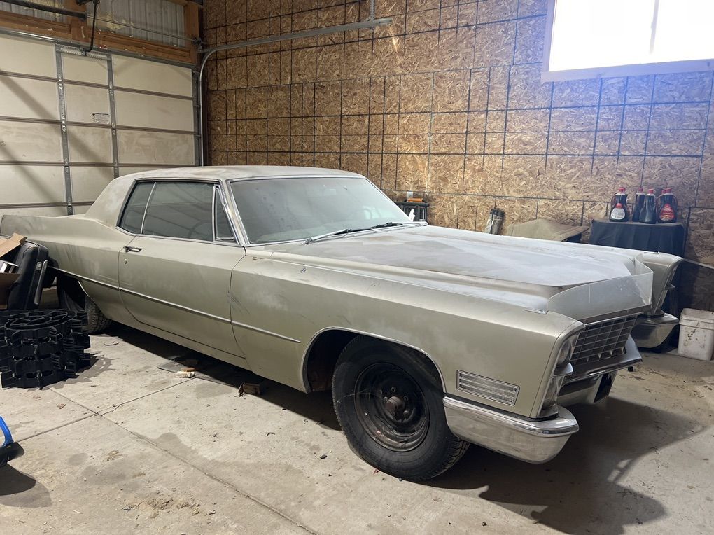 1967 Cadilac Deville