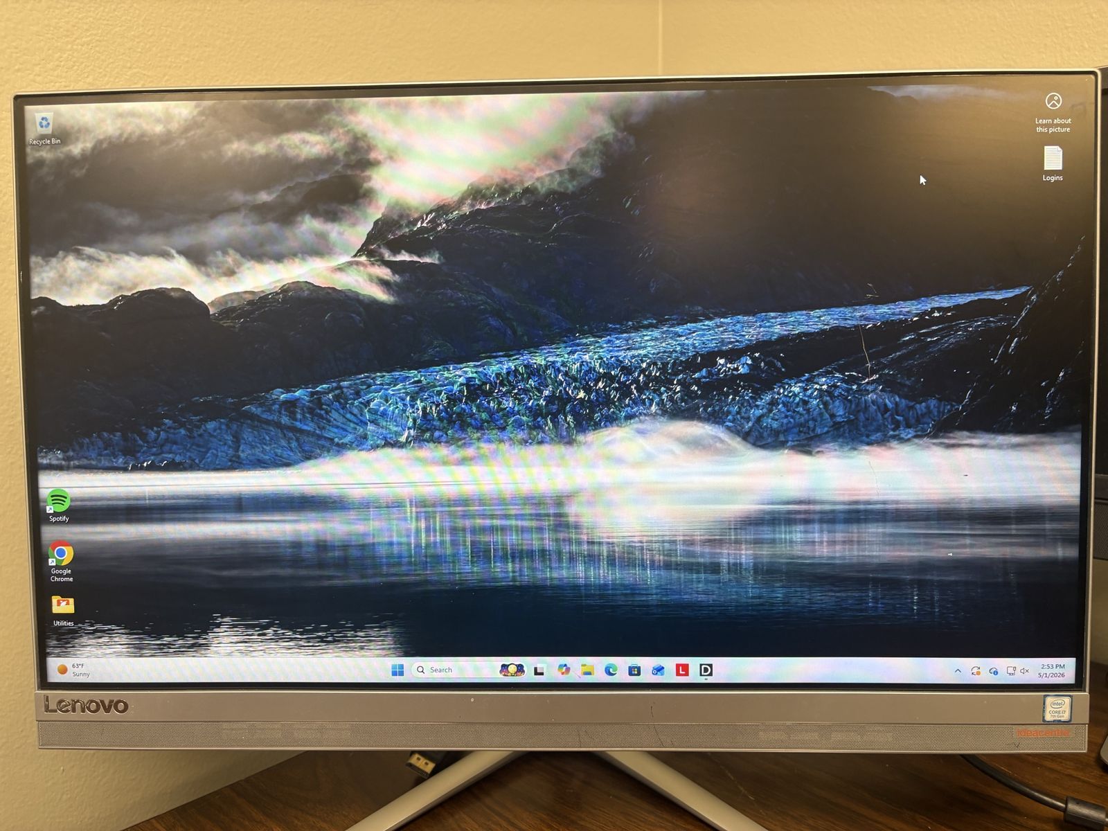Lenovo IdeaCentre All-in-One Desktop PC Intel Core i7-7500U 8GB RAM 512GB SSD Windows 11