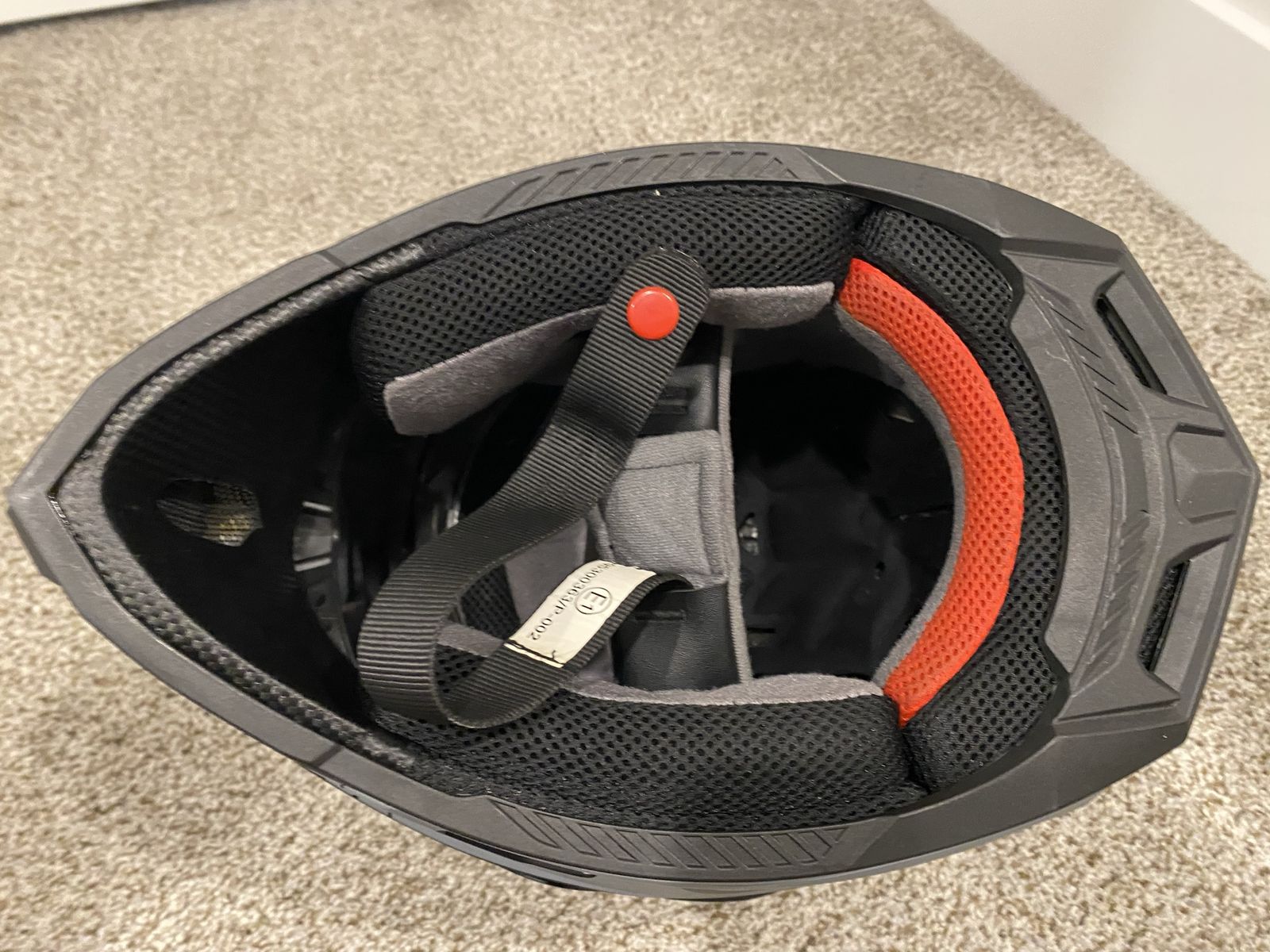 Main image 4