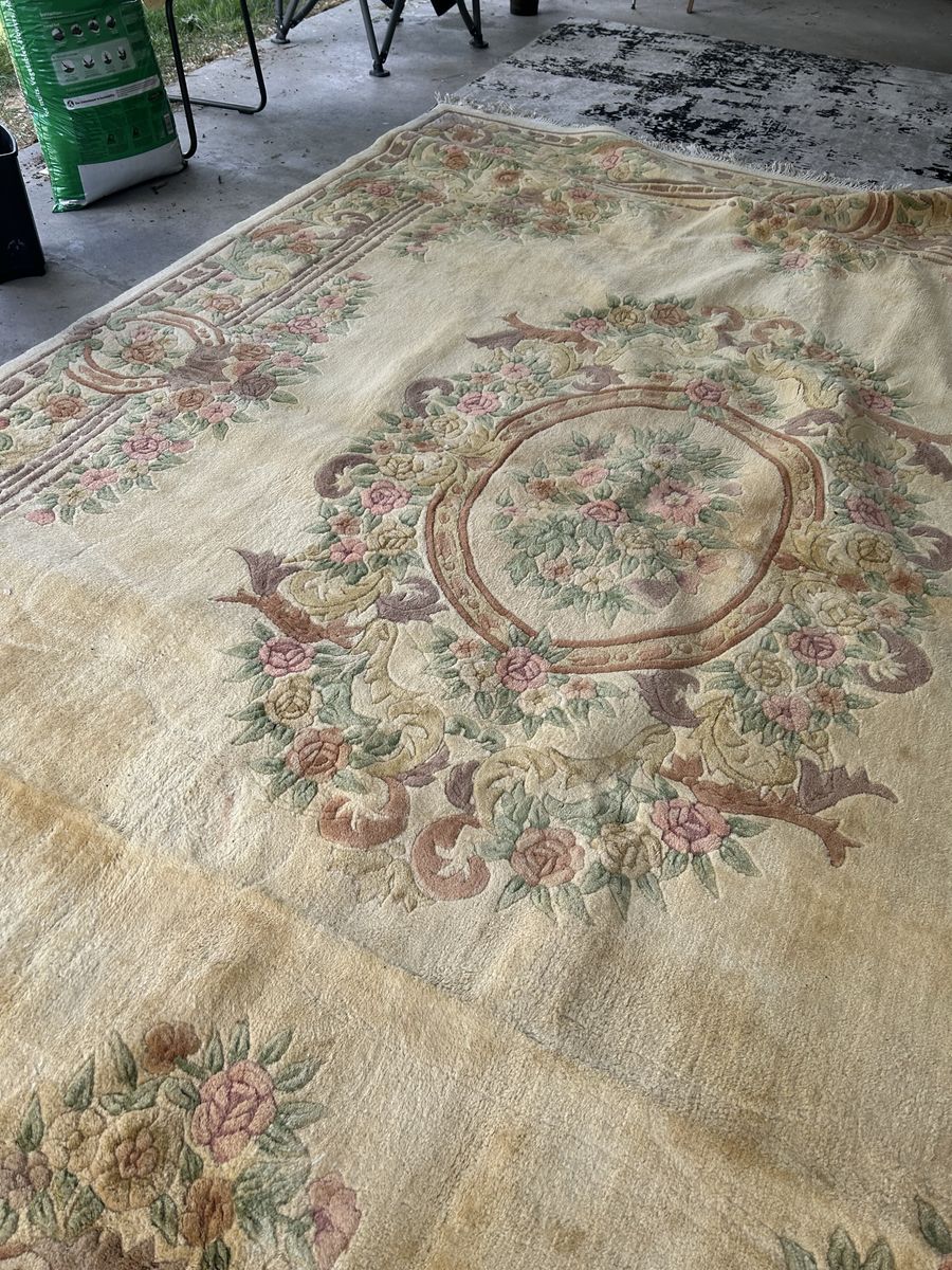 Main image 3