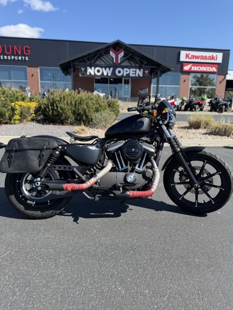 2020 Harley-Davidson® XL883N - Sportster® Iron 883™