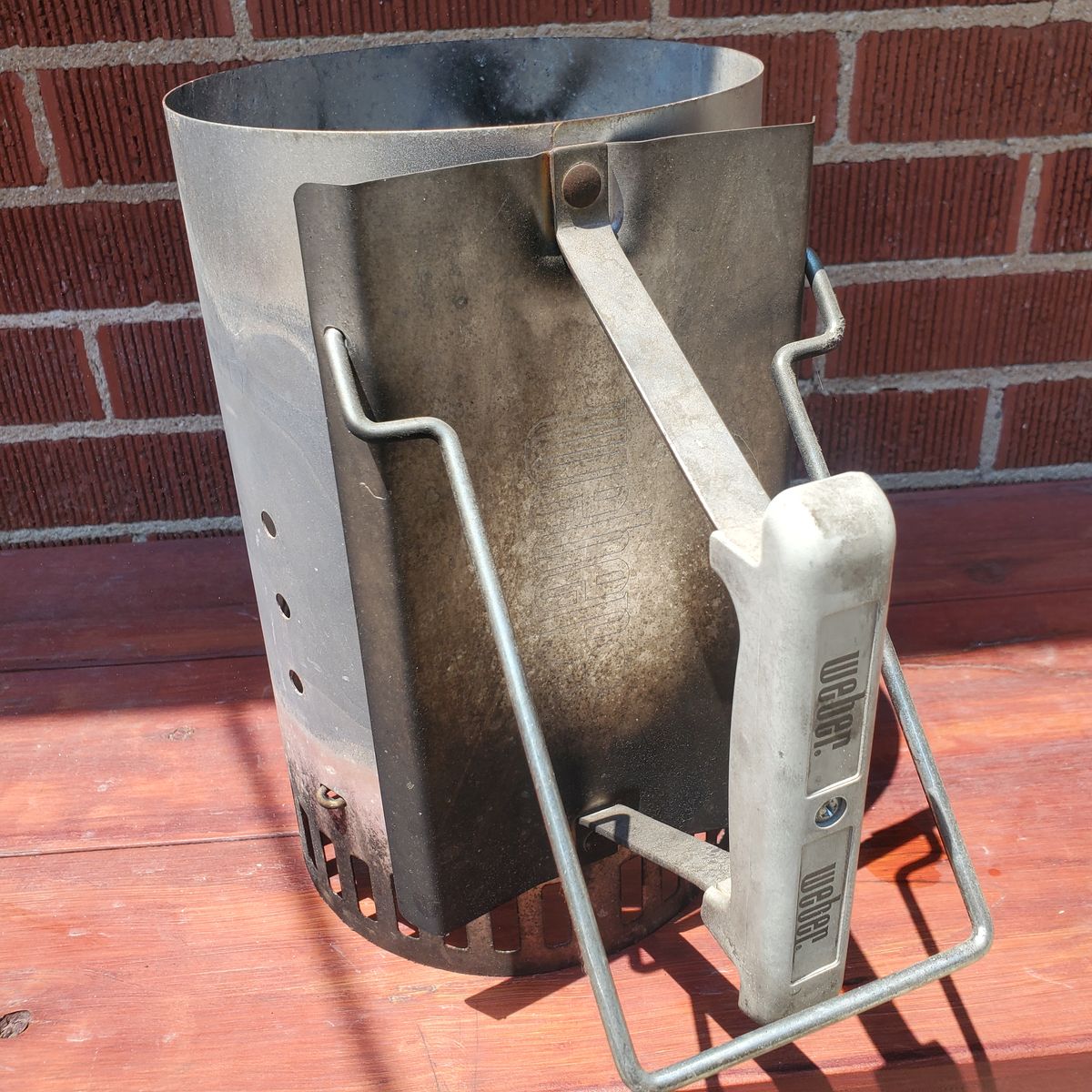 Main image 3