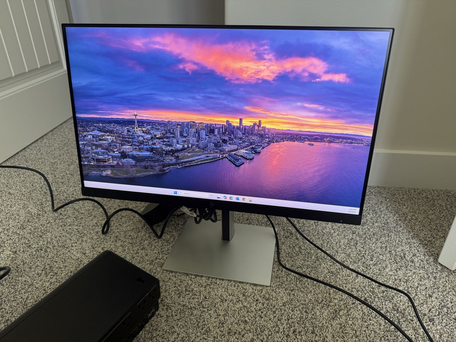 HP E24 G5 FHD Monitor (lightly used)