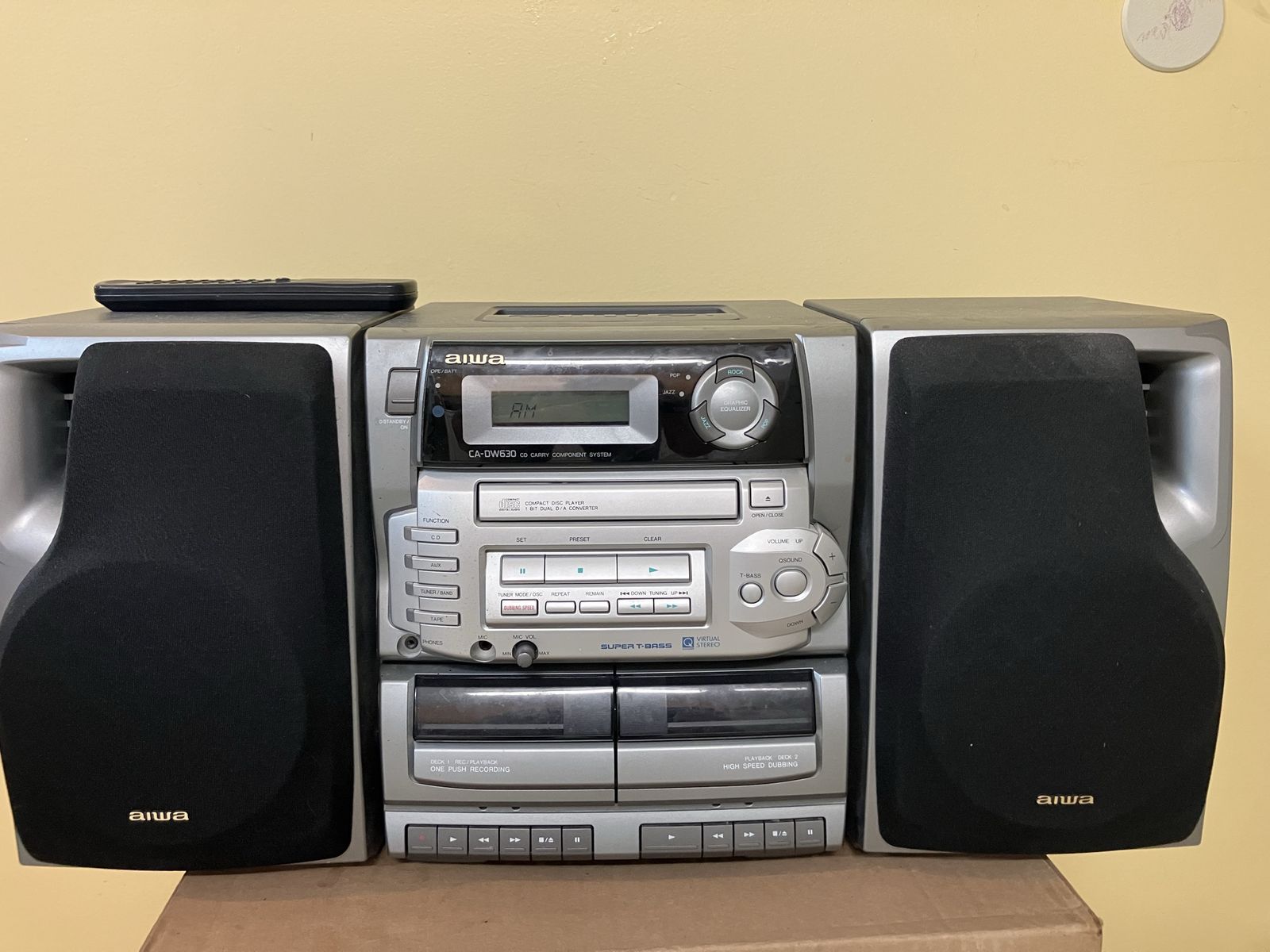 Vintage Aiwa Stereo System w/ Speakers & Remote – Fully Working 