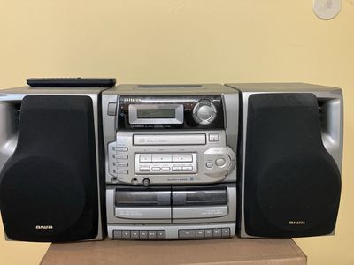 Vintage Aiwa Stereo System w/ Speakers & Remote – Fully Working