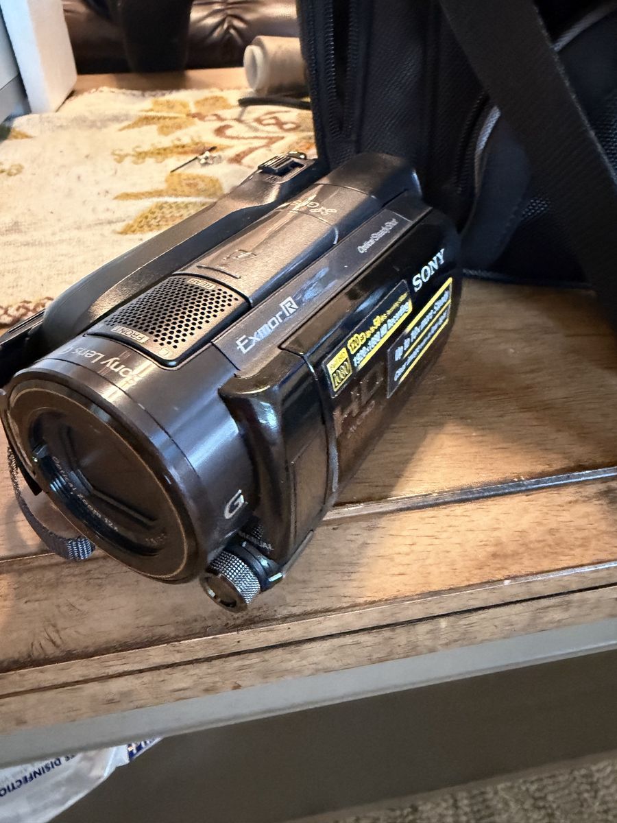 Sony Handycam HDR-XR500 