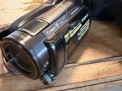 Sony Handycam HDR-XR500