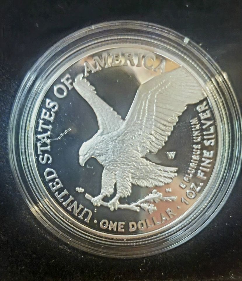 Main image 2