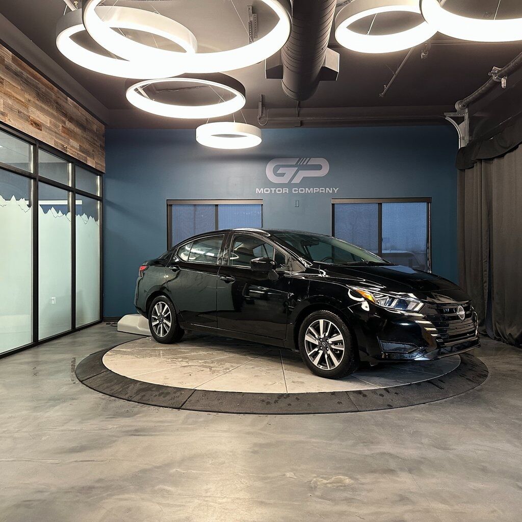 2023 Nissan Versa 1.6 SV