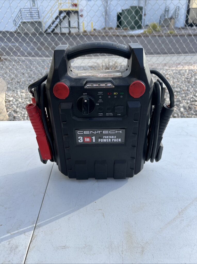 Cen-Tech 3 In 1 Portable Power Pack