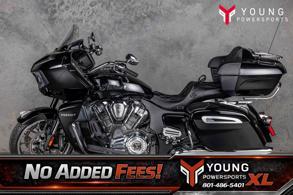 2025 Indian Motorcycle® Pursuit® Limited w/PowerBand Audio Black Metallic