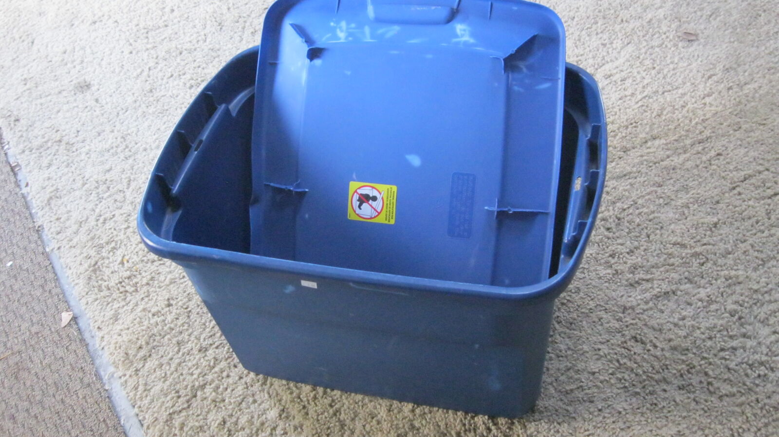 STERILITE 20 GAL. TUBS