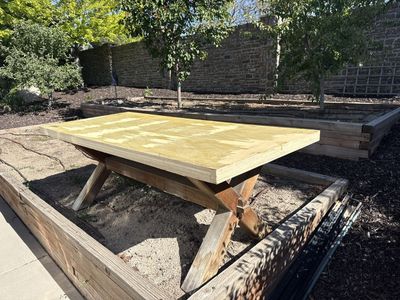 Beautiful Patio Table - Needs Top