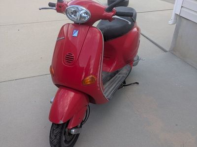 Vespa ET4