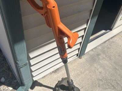 Black & Decker String Trimmer