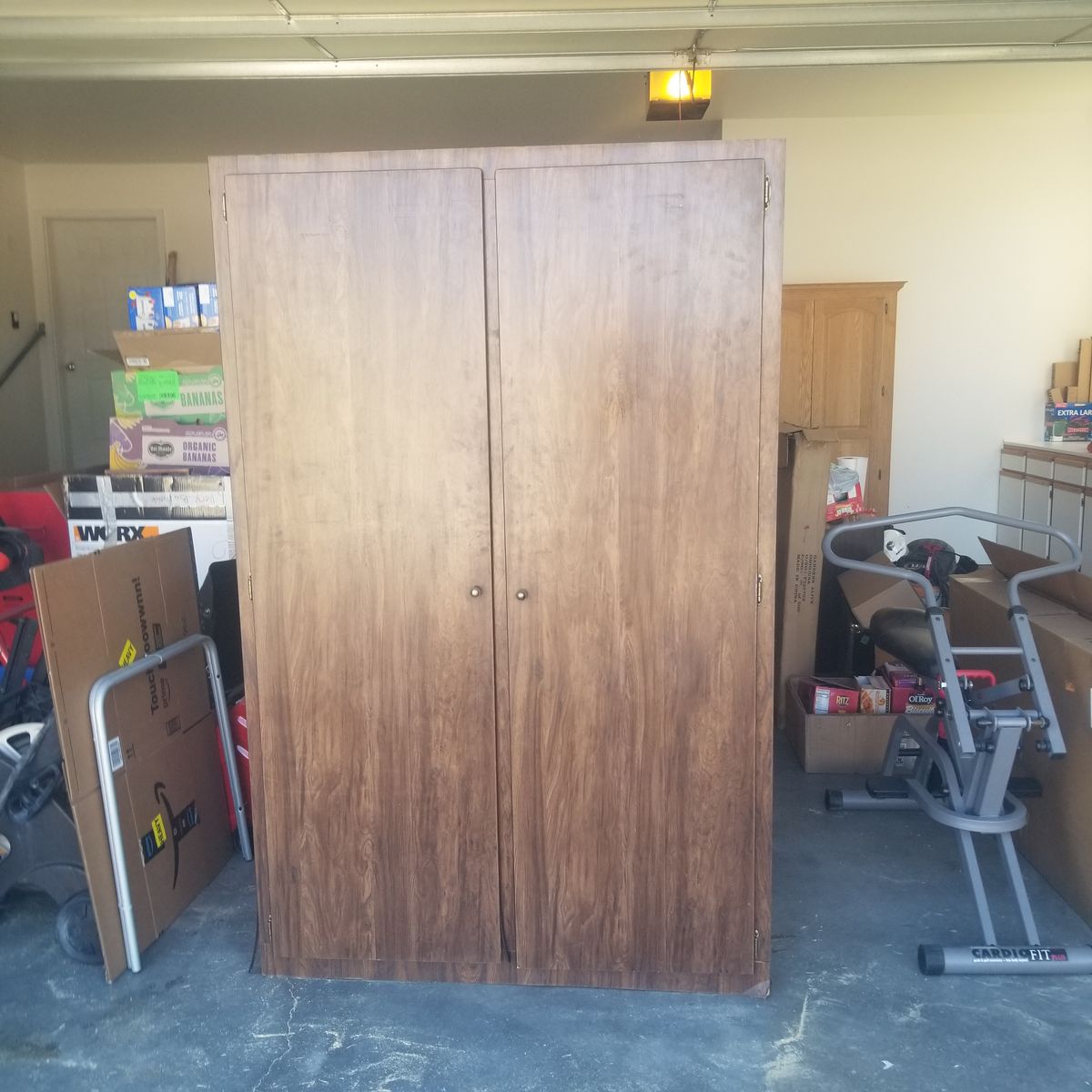 Armoire