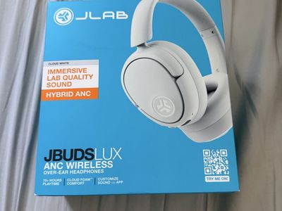 JLab Jbuds lux