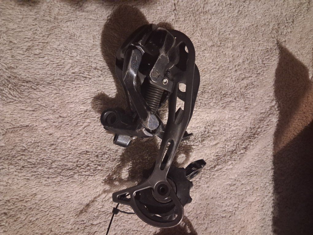 Shimano Deore RD-M592 rear derailleur
