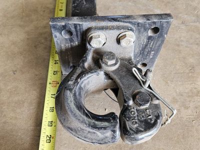 Heavy-Duty 2" Pintle Hitch Receiver with 15-Ton Capacity