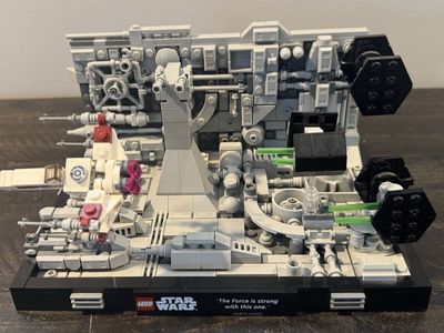 LEGO Death Star Trench Run Diorama 75329