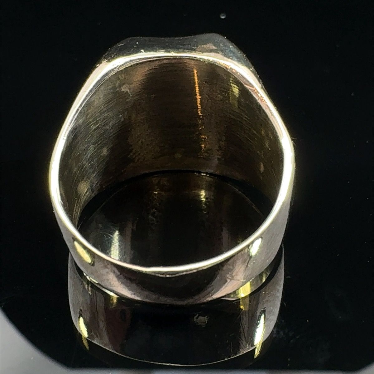Main image 4