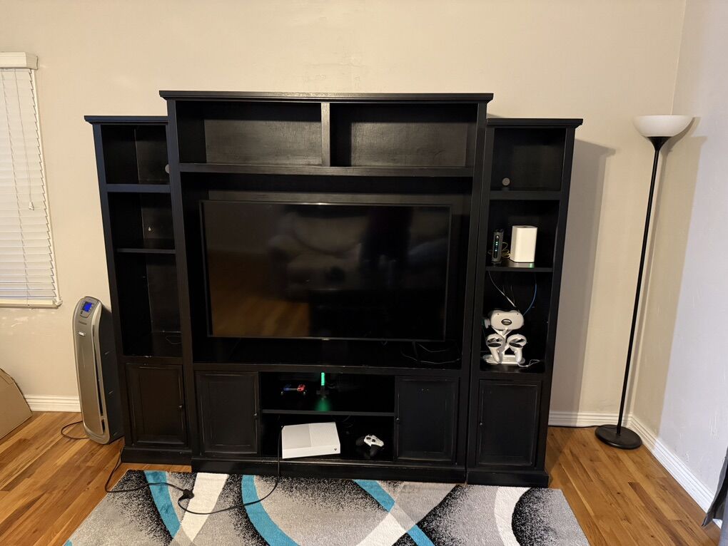 Black Entertainment Center  Good Condition