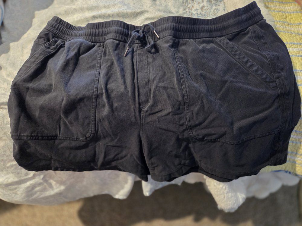 plus shorts lot