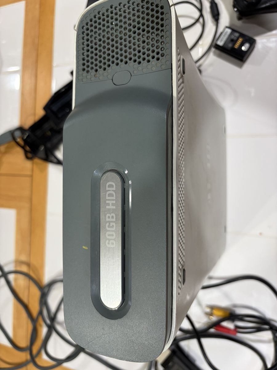 Main image 9