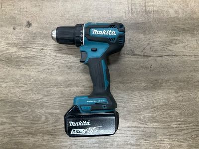 MAKITA DRILL XFD13 WITH 3.0 BATTERY