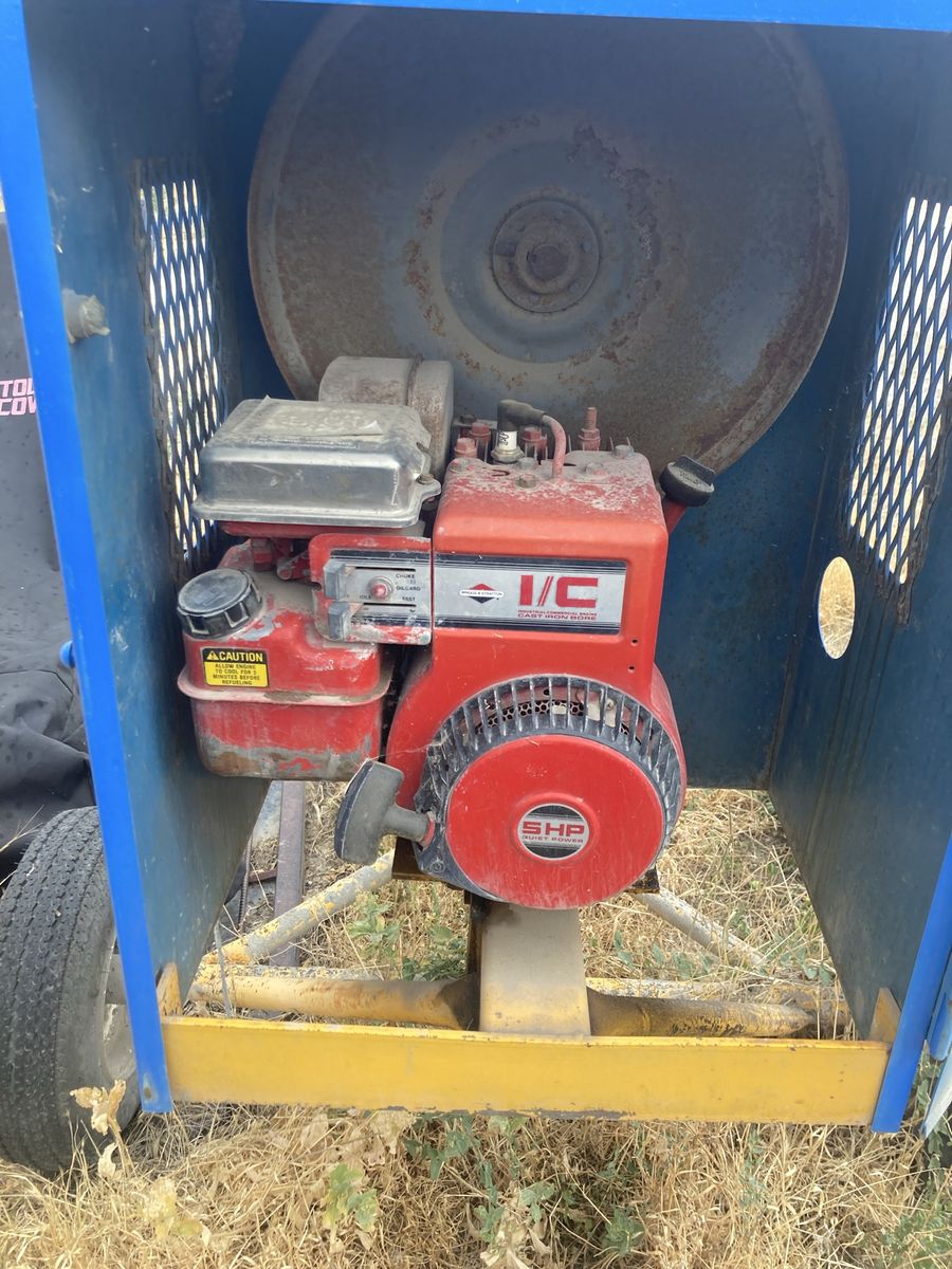 Main image 4