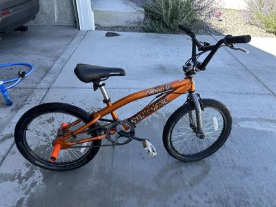 20’’ BMX freestyle mongoose HOOP-D bike good shape orange color