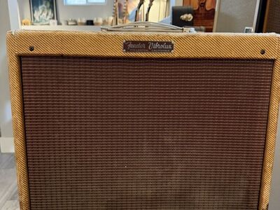 Vintage 1958 Fender Vibrolux Amp - 100% Original
