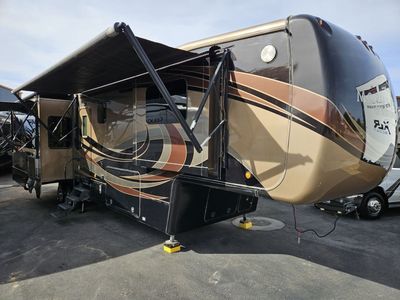 2015 DRV Elite Suites 39RESB3 Four Slide Luxury Fifth Wheel Clean Title