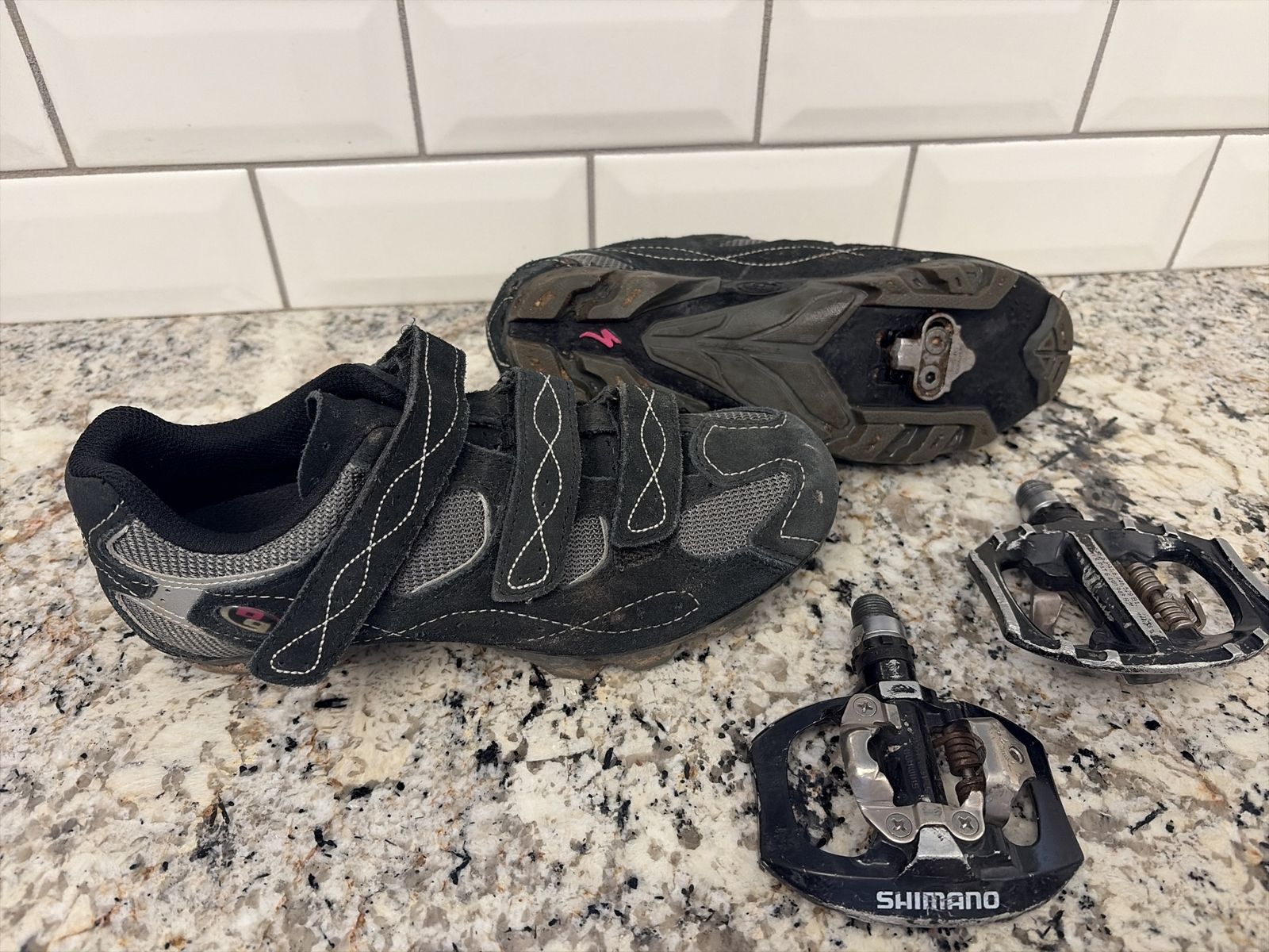 Specialized Women's Cycling Shoes with Shimano SPD Pedals - Size US 7