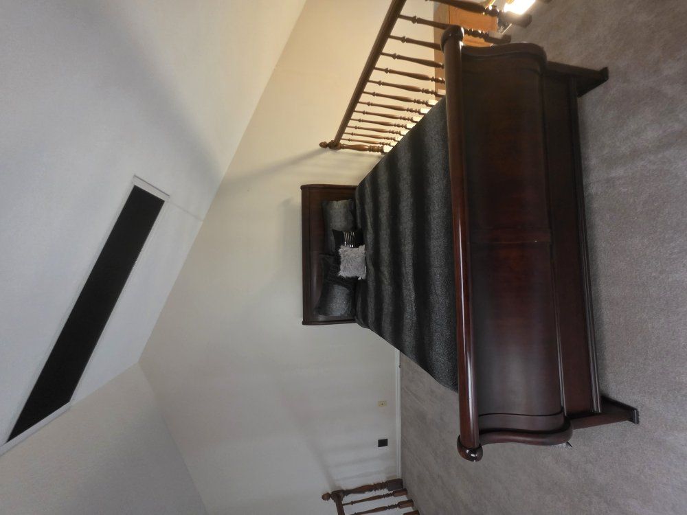 Main image 2