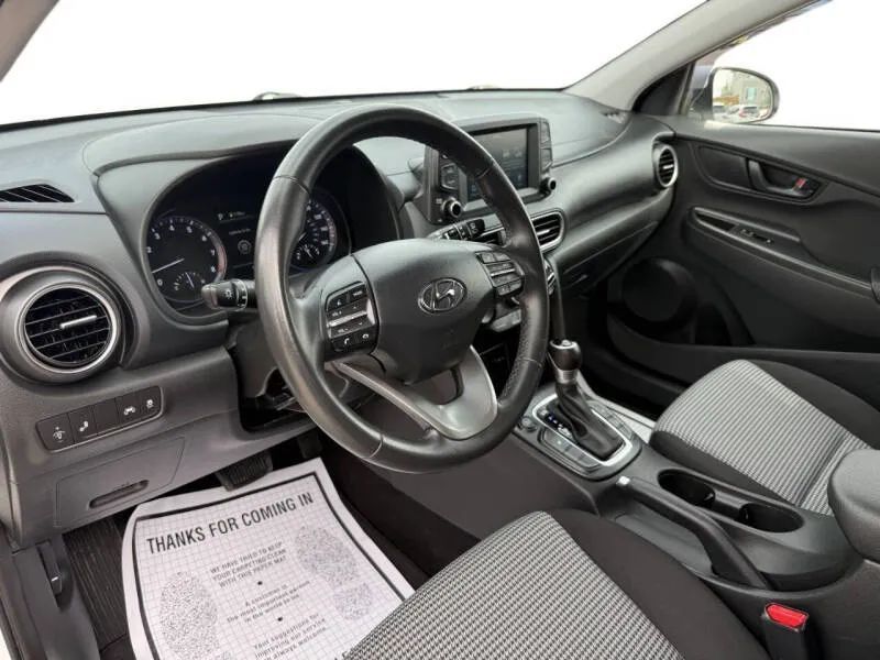 Main image 6