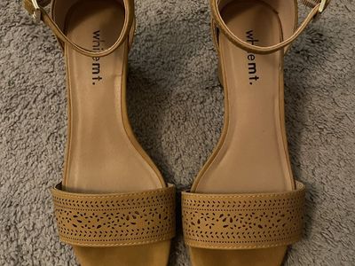 Heel sandals - size 8
